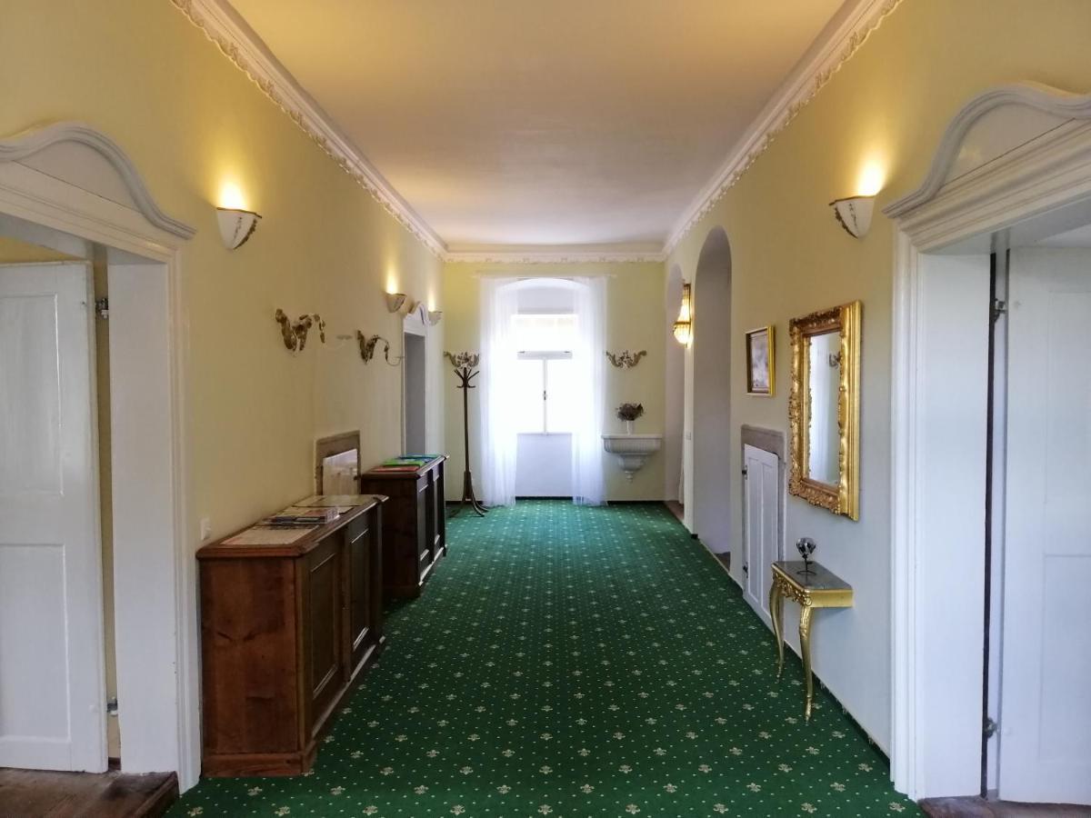 Apartman Fara Vcelakov Exteriör bild